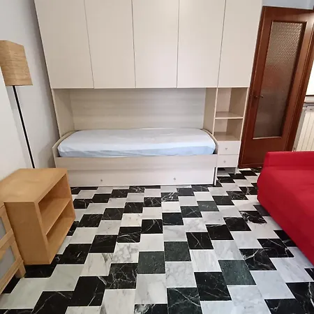 Apartament House *